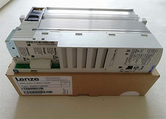 La COMMANDE d'INVERSEUR de FRÉQUENCE de VECTEUR de Lenze E82EV152K4C A ENTRÉ 3 la PHASE 400/500 VCA 50/60 hertz