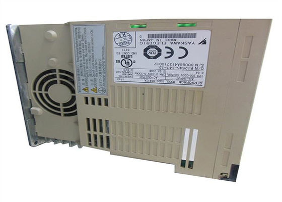 Lecteur sans brosse 200V de moteur servo à C.A. de SGDS-08A12A 230v au paquet servo Yaskawa