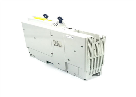 Le SERVO variable d'inverseur de fréquence de Lenze E94ASHE0044 CONDUISENT 9400 SÉRIES du LECTEUR SIMPLE HIGHLINE
