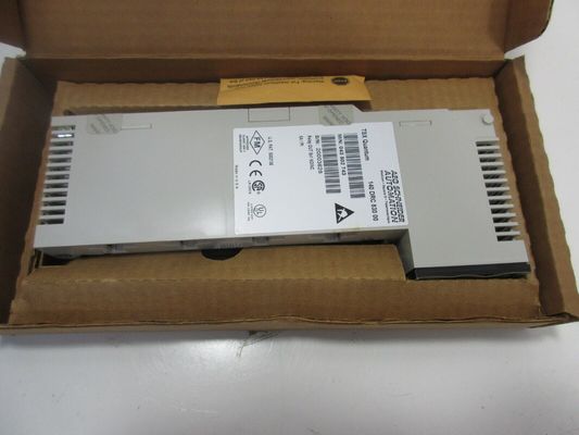 Entrée-sortie superflue de Schndier Modicon Quantum de module d'alimentation de l'énergie 140DRC83000
