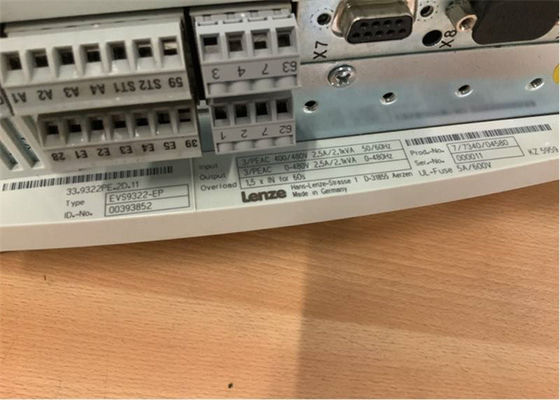 Lenze tout neuf EVS9322-EP SERVO CONTROLLER 9300 Invertisseur de fréquence