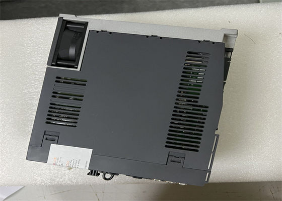 Amplificateur servo 0.4kw électrique à C.A. de Mitsubishi MR-J4W3-444B