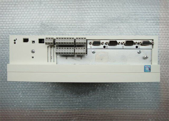 Série servo 400/480Vac du contrôleur 9300 de position de Lenze EVS9323-EP