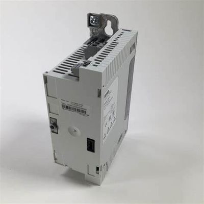 L'INVERSEUR à C.A. de Lenze I5DAE125B10010000S CONDUISENT la SÉRIE I550 0,25 kilowatts 230 V 3 PHAS