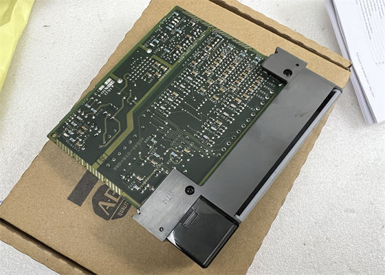 PLC superflu SLC 500 d'Allen Bradley de module d'alimentation de l'énergie 1746-OB32 discret