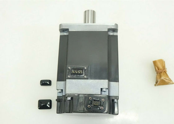 Moteur servo industriel HF-KN73JK 4.8A de la série HF de Mitsubishi Electric 750W pour la machine de commande numérique par ordinateur