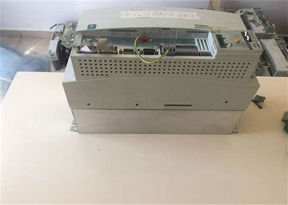 Lenze EVS9326-ET SERVO CONTRÔLEUR SÉRIE 9300 400/480 VAC 11 KW (14.75 HP)