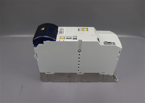 Lenze E70ACMSE0644SA1ETR SERVO-INVERTER I700 JUSQU'À 2000 hertz de POSSIBLE