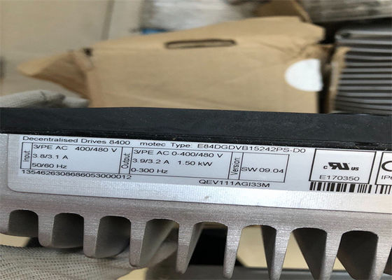 L'INVERSEUR de Lenze E84DGDVB15242PS CONDUISENT MOTEC 8400 A ENTRÉ la TENSION 400/480 VCA 1,5 kilowatts