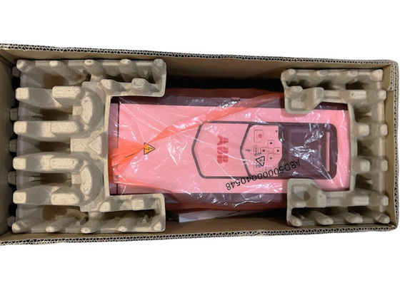 Commande de l'inverseur 3AUA0000135128 5.6A de la fréquence ACS880-01-05A6-3