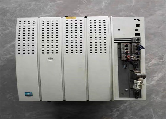CONTRÔLEUR SERVO de Lenze EVS9324-ET 9300 SÉRIES kilowatt de 400/480 VCA 3,0 (4 HP)