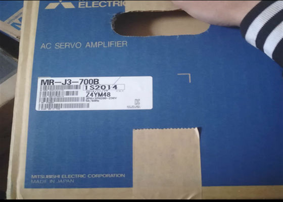 Séries triphasée de VCA J3 d'amplificateur servo à C.A. de MR-J3-700B Mitsubishi 200