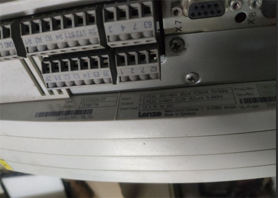CONTRÔLEUR SERVO de Lenze EVS9326-EP 9300 SÉRIES kilowatt de 400/480 VCA 11 (14,75 HP)