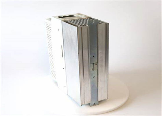CONTRÔLEUR SERVO de Lenze EVS9328-ESV004 9300 SÉRIES kilowatt de 400/480 VCA 22-30 (29.5-40.2 HP)