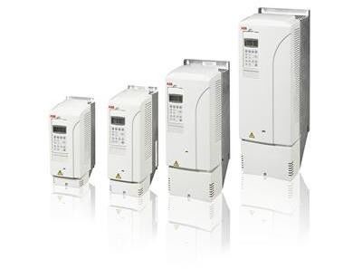 ABB ACS800-704-0910-7 3 QUE LA PHASE A ENTRÉ 816 AMPÈRES A ENTRÉ 380-690 VCA A ENTRÉ 48-63 HERTZ 1000 AMPÈRES ONT PRODUIT 513-932 VOLTS CONTINU DE SORTIE