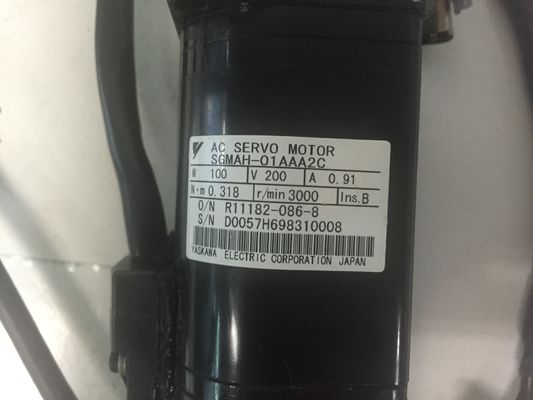 Moteur servo 220V 3000r/min 0.91A à C.A. de Yaskawa de moteur servo à C.A. de SGMAH-01AAA2C