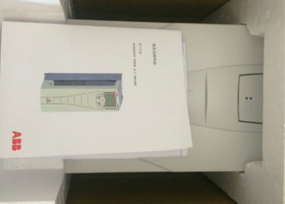 Commande à C.A. de basse tension de l'inverseur 3ABD00015756-D de la fréquence ACS510-01-157A-4