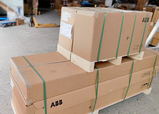 Commande à C.A. de basse tension de l'inverseur 3ABD00015756-D de la fréquence ACS510-01-157A-4