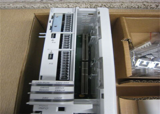Le SERVO de Lenze E94ACHE0004 CONDUISENT l'inverseur variable de fréquence de 9400 1,5 kilowatts