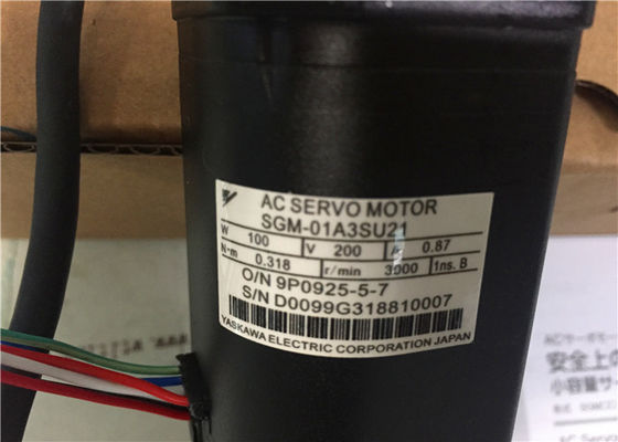 Moteur servo industriel SGM-01A3SU21 100W 200Volt 3000RPM à C.A. de Yaskawa