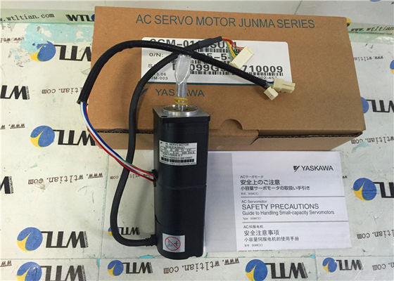 Moteur servo industriel SGM-01A3SU21 100W 200Volt 3000RPM à C.A. de Yaskawa