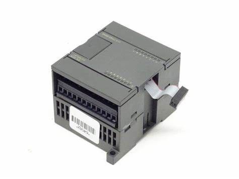 6ES7223-1PH22-0AX0 Siemens SIMATIC S7-200, fin de support 223 d'entrée-sortie de Digital 8 C.C des DI 24 V