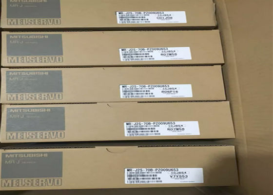 Le servo industriel de MR-J2S-70B-PZ009U653 Mitsubishi conduit 1 phase 230V 50/60Hz