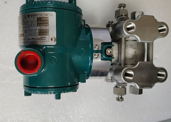 Émetteur de la différence EJA110E-JLH4G-712EN/FU1/D1 de pression avec le cerf 4-20mADC
