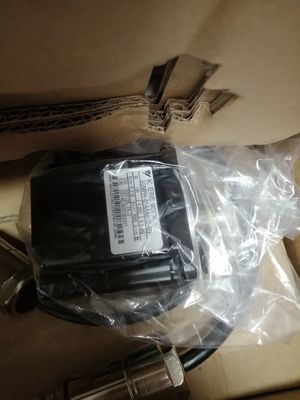 Original 60HZ du MOTEUR À COURANT ALTERNATIF nouvel YASKAWA SGMAH-08A1A41 750W 2.39N/M