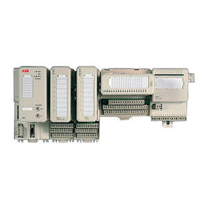 ABB 3BSE038726R1 ont jusqu'à 16 canaux d'entrée-sortie et deux connexions de processus de tension
