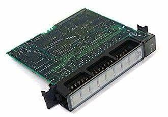 GE IC697MEM717 logique de jusqu'à 96 K bytes CMOS et mémoire soutenues par la batterie de données à bord