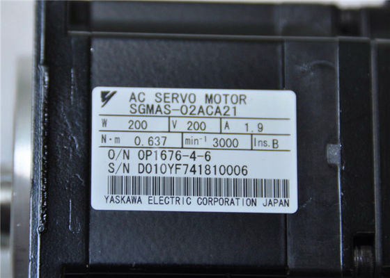 MOTEUR SERVO 200W 1.9A 0.637N.m à C.A. SGMAS-02ACA21 du sigma II de YASKAWA SGMAH