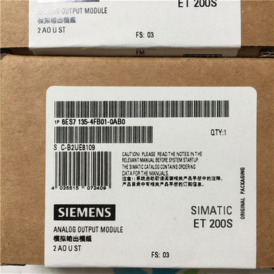 Siemens 6ES7134-4FB01-0AB0 2 AI U STANDARD LARGEUR 12 BIT+SIGN de 15 millimètres