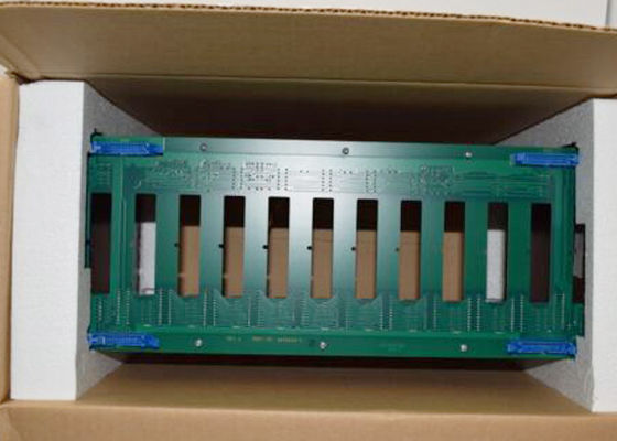 Arrière d'IEMMU21 12-Slot montant le module de PLC de l'HARMONIE INFI 90 de SYMPHONIE de support