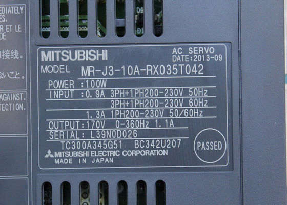 Commande industrielle servo à C.A. de l'amplificateur MR-J3-10A-RX035T042 170V de Mitsubishi Electric 100W en stock