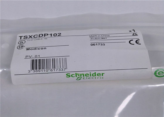 Le câble se reliant de Schneider Electric TSXCDP102 a engainé les câbles plats roulés 1m