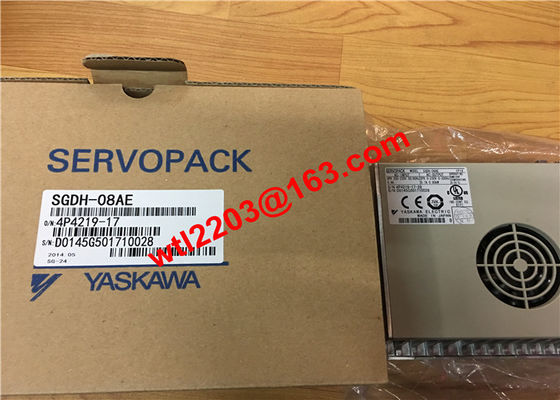 Le servo 50/60HZ industriel conduit YASKAWA SGDH-08AE SERVOPACK tout neuf