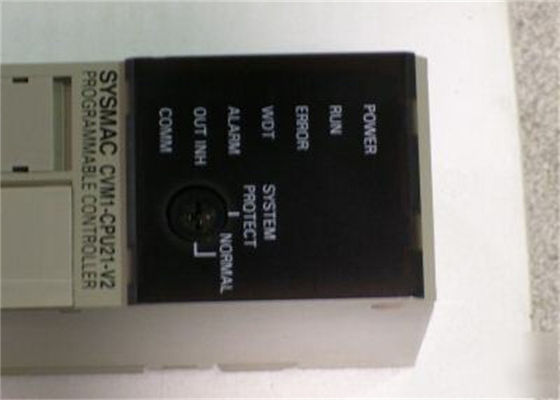 L'ÉCHELLE SEUL RS-232C/422 de MODULE d'unité centrale de traitement d'Omron CVM1-CPU21-EV2 METTENT EN COMMUNICATION l'entrée-sortie de 512 GENS DU PAYS