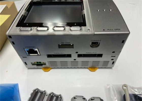 CONTRÔLEUR PHOTOÉLECTRIQUE PNP des CAPTEURS 2-CAMERA d'Omron ZFX-C25 	Contrôleur programmable de logique de PLC