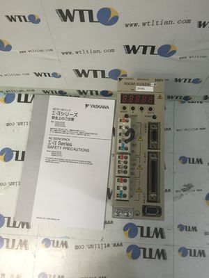 Le servo 50 60HZ industriel conduit YASKAWA SGMD-02ADA-R SERVOPACK tout neuf