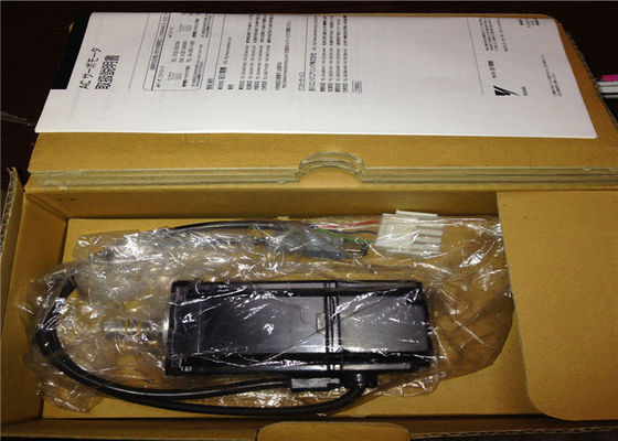 MOTEUR SERVO 200W 2.1A 0.637N.m à C.A. SGMAH-02AAA21 du sigma II de YASKAWA SGMAH