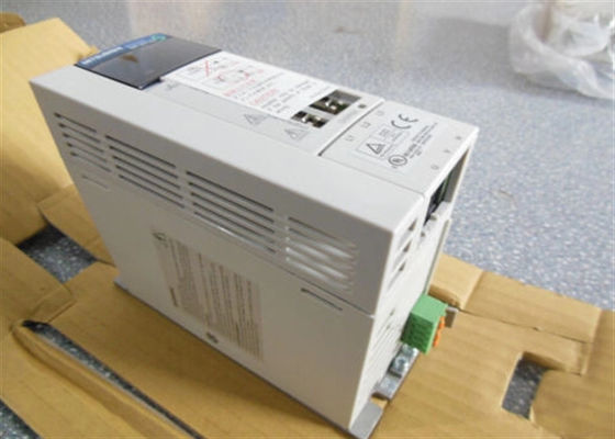 Le servo MR-J2S-40A-EG055 industriel conduit l'amplificateur servo de Mitsubishi