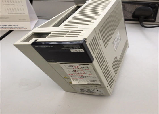 Le servo MR-J2S-70A-PM070 industriel conduit l'amplificateur servo de Mitsubishi