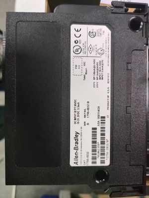 Ab 1746-NO8V 20 mA à dc 5V 160 mA 24V à C.C 320 µV/count de 16 bits