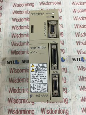 Le servo 50/60HZ industriel conduit YASKAWA SGDA-01AS SERVOPACK tout neuf