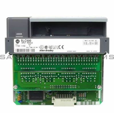 AB 1746-IV32 A ENTRÉ LE MODULE L'APPROVISIONNEMENT SLC500 DE 32 POINTS 8 POINTS PAR TERRAIN COMMUNAL 24 VOLTS CONTINU