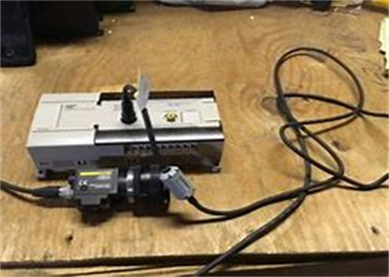 Contrôleur programmable de logique de PLC de la COULEUR 24VDC 0.6A de la VISION PNP de CONTRÔLEUR d'Omron F400-C15E