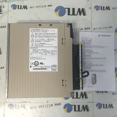 Le servo 50/60HZ industriel conduit YASKAWA SGDV-R90A01A SERVOPACK tout neuf