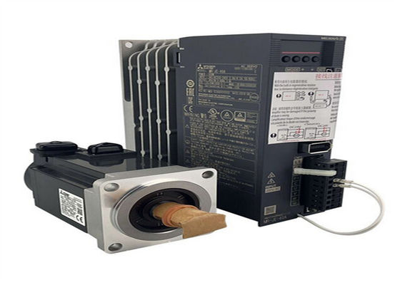 Le monophasé servo de l'amplificateur MR-JE 700W à C.A. de MR-JE-70BF Mitsubishi a entré