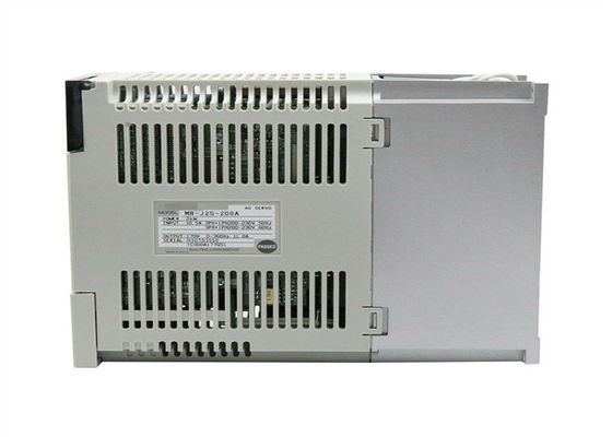 Amplificateur servo à C.A. du lecteur triphasé MR-J2S-200A de moteur servo de série de 2KW MR-J2S